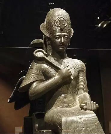 Illustration de Ramsès II au musée de Turin