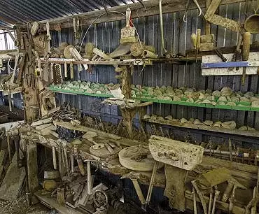 Illustration de l'atelier de Gabriel Albert / réserve de bouches dentées