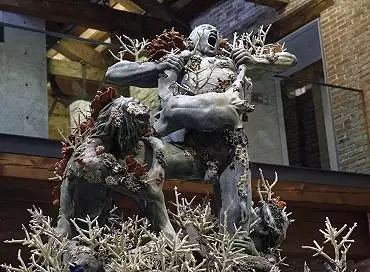 Illustration de Cronos Devouring his Children