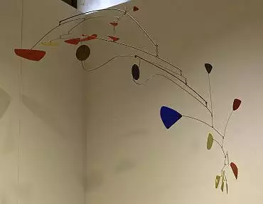 Illustration de Calder "Triple gongs" (1951)