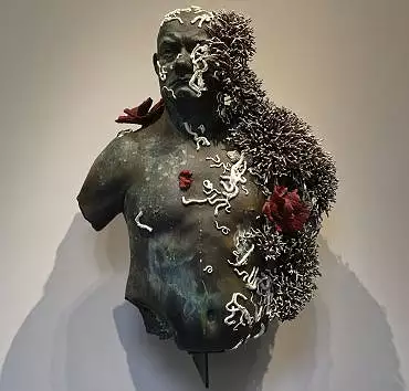 Illustration de Bust ot the Collector (François Pinault)