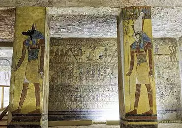 Illustration de Anubis et Horus, fils d'Isis (Harsiésis)