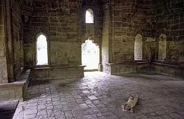 Illustration de Dehli / repos dans un monument mongol