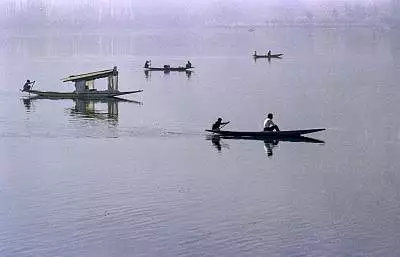 Illustration de sur le lac Dal