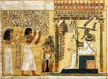 Illustration de Khâ et Merit devant le dieu Osiris trônant devant un guéridon richement garni.