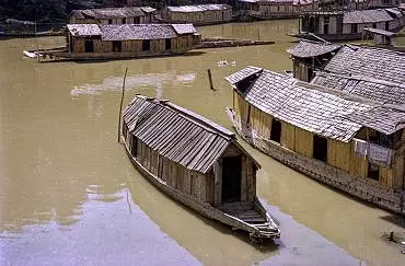 Illustration de maison flottante