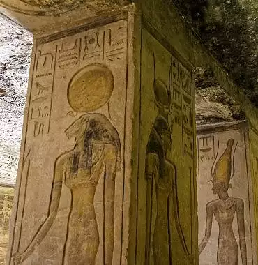 Illustration de la déesse Ouret-Hekaou "la Grande de Magie" à tête de lionne