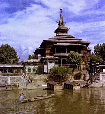 Illustration de mosquée Shah Hamdam Masjid
